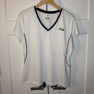 Fila Sport Women's V Neck Short Sleeve T-Shirt Activewear White & Black Size XL